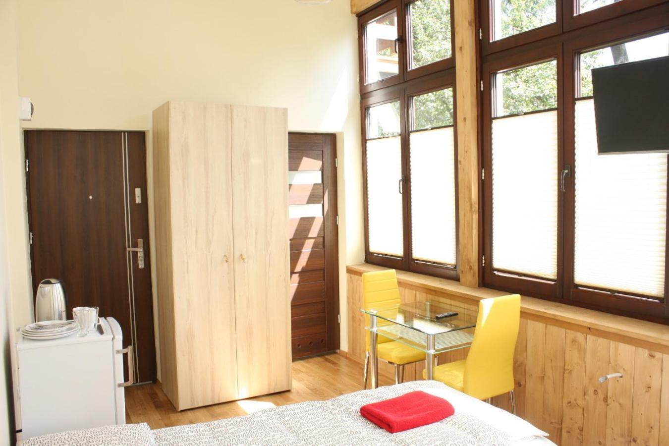 Gimnazjalna 5 - Apartamenty I Pokoje W Centrum Zakopanego Zimmer foto